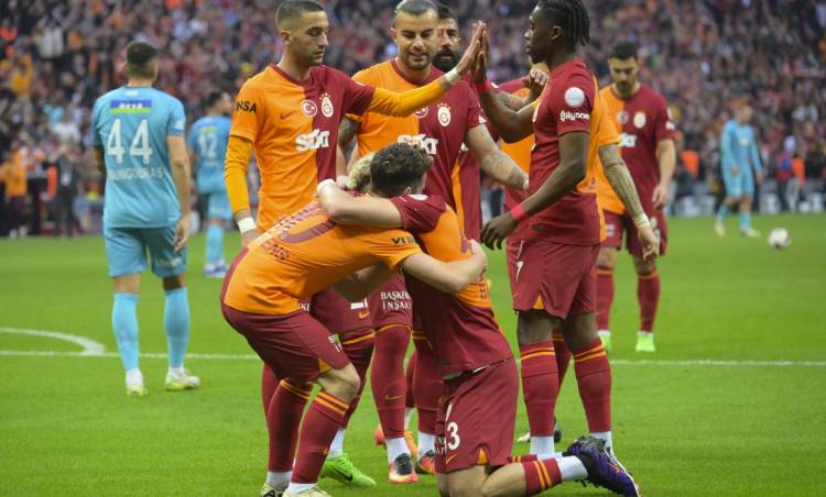 ⚽ Arslan yine kükredi Galatasaray 6-1 Sivasspor