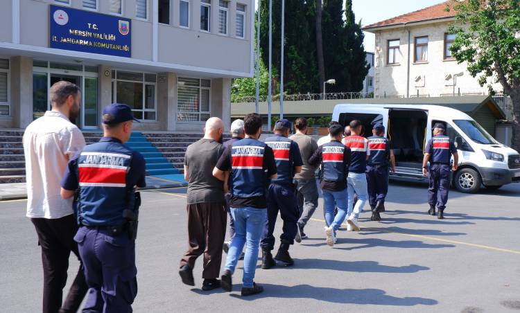 Mersin merkezli 8 ilde DEAŞ terör örgütüne operasyon!  11 kişi tutuklandı