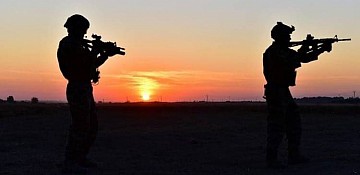 Irak'ın kuzeyinde Pençe-Kilit Operasyonu bölgesinde 6 PKK'lı teröristi etkisiz hâle getirildi.