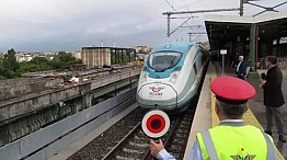 Sivas-İstanbul aktarmasız Yüksek Hızlı Tren ilk seferini yaptı